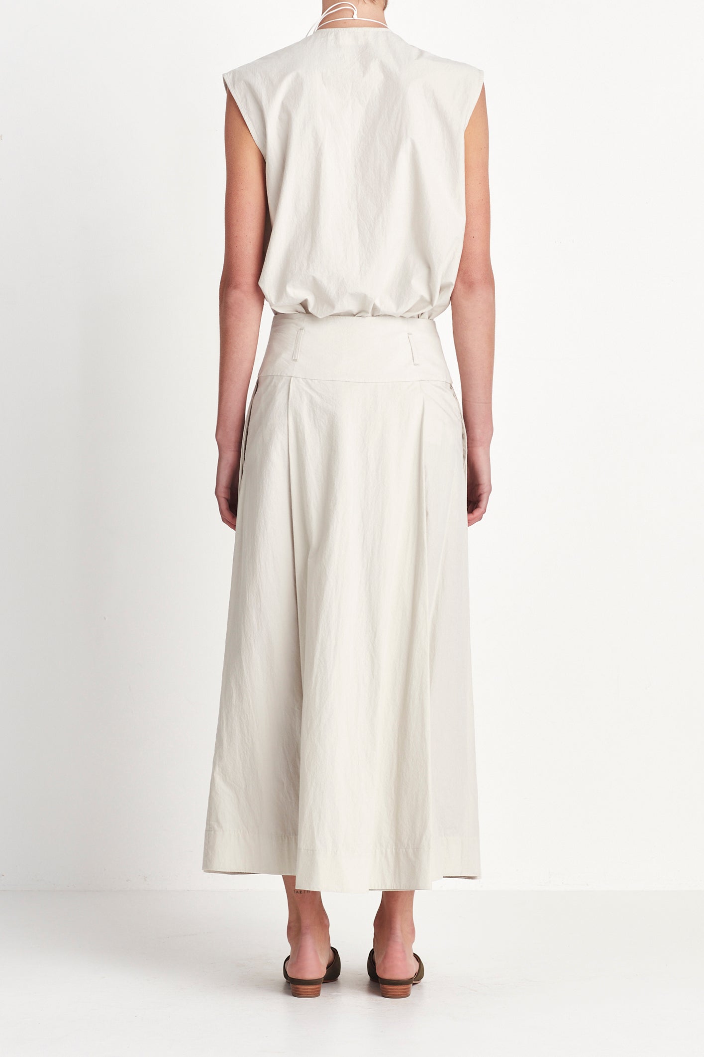 The Sleeveless Shirt