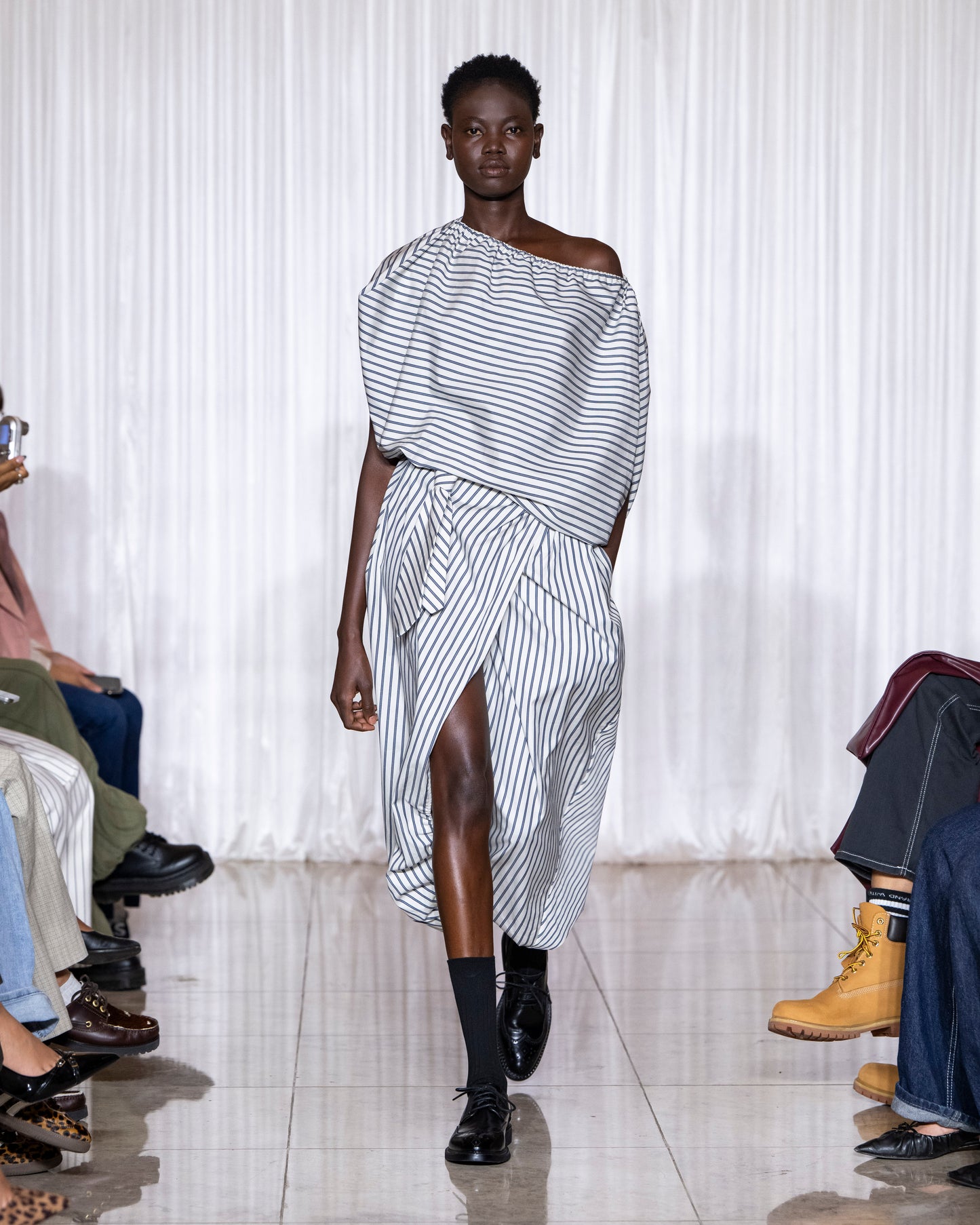 Draw Shoulder tulip dress