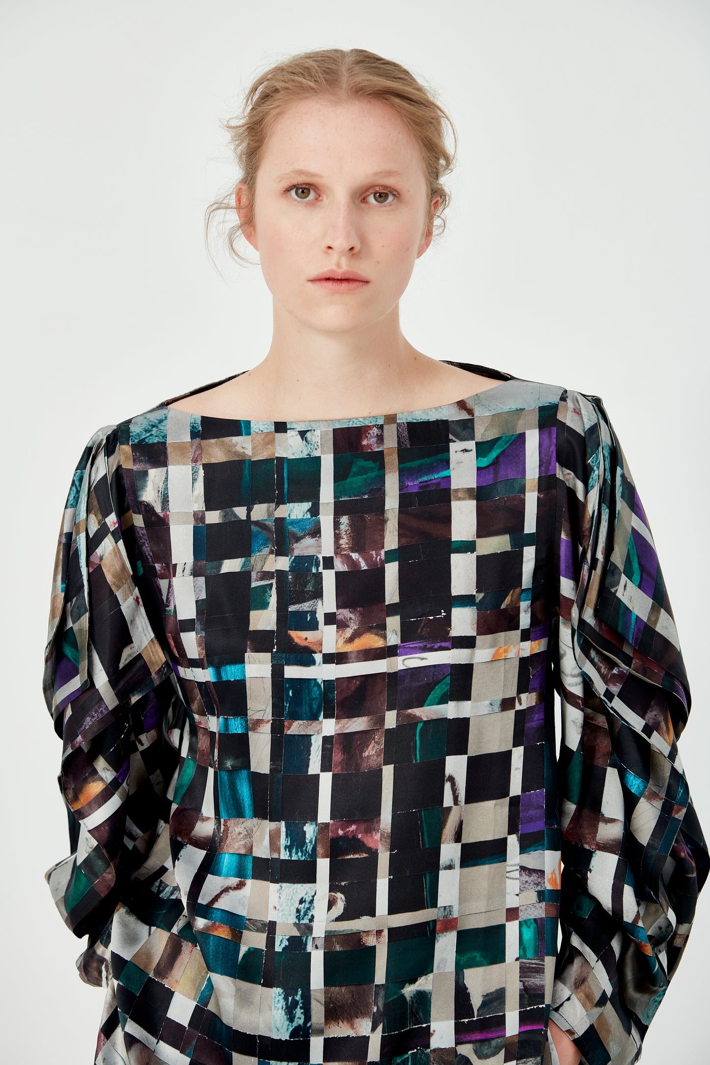 Book Sleeve Top - Black Multi