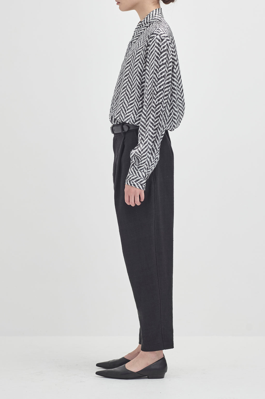 Classic Collar Shirt - Black White Mid