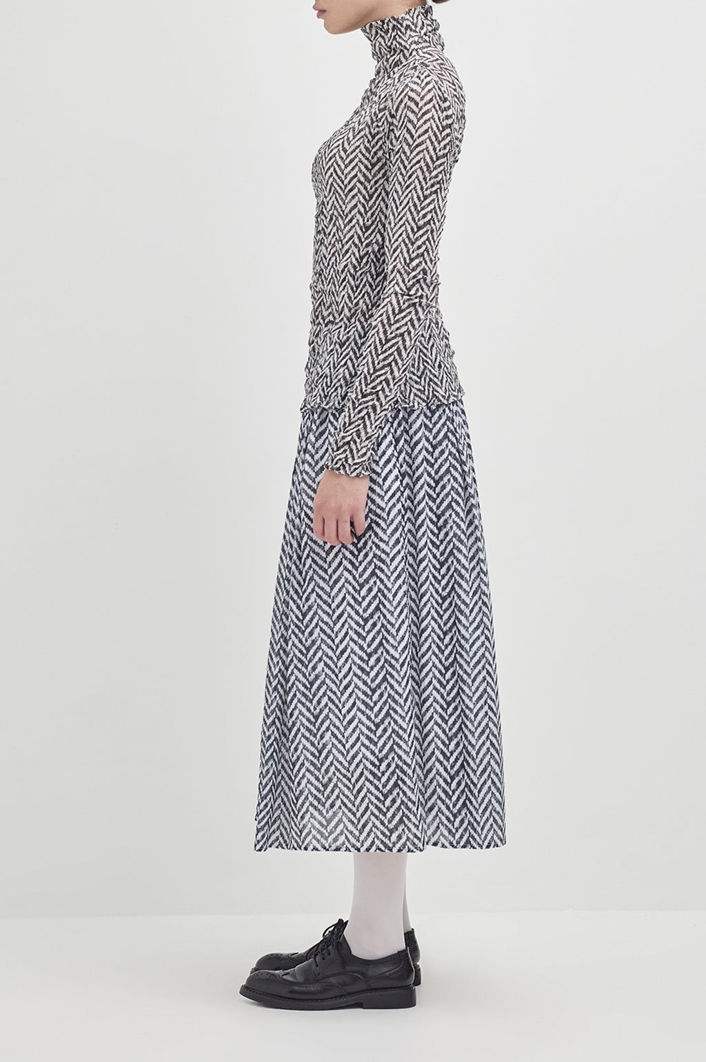Everyday Holiday Skirt - Black White Mid