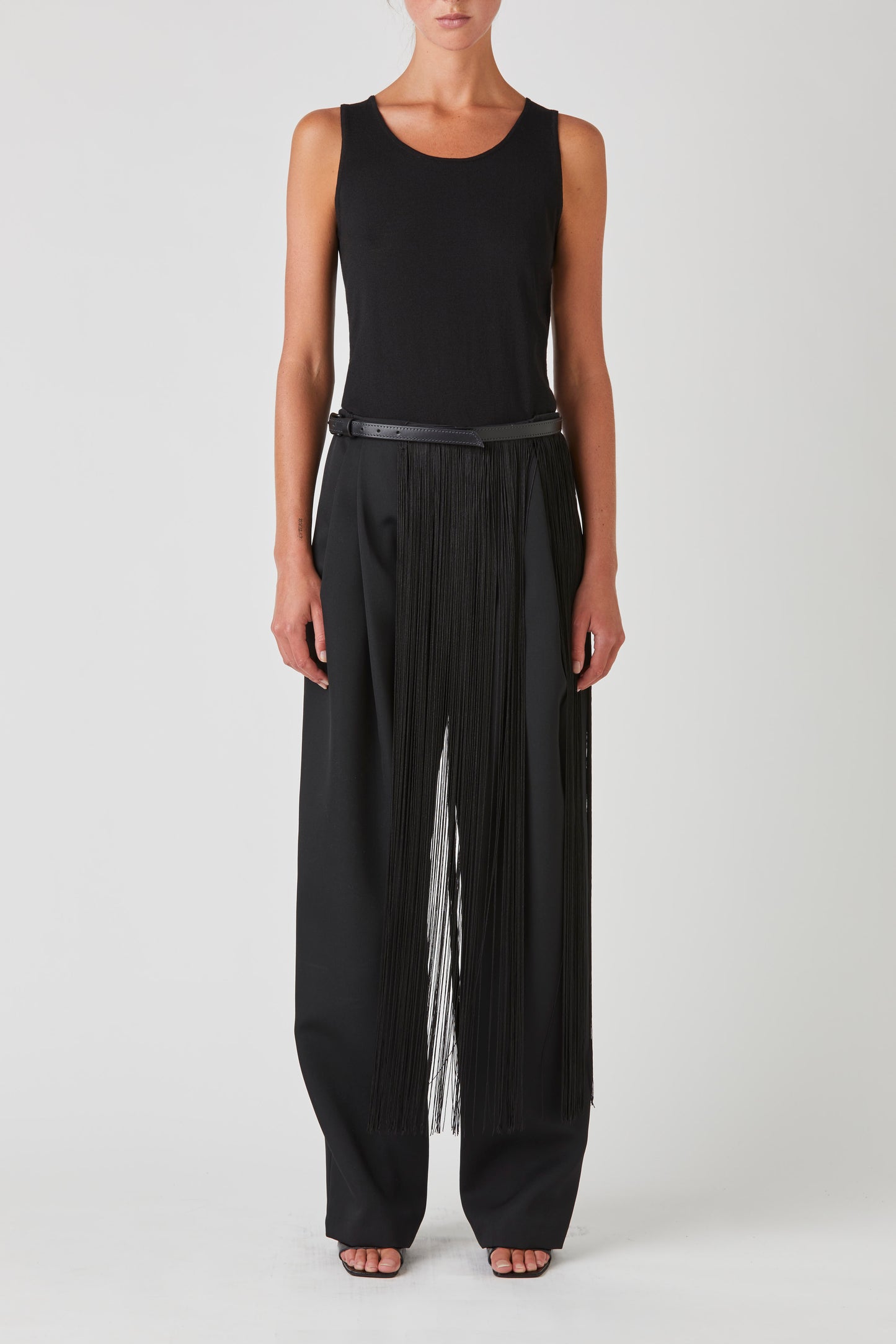 Relaxed pleated trousers